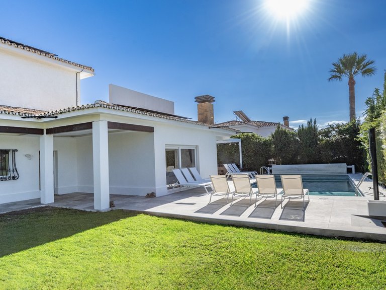 Villa for sale in Benalmadena, Malaga 6