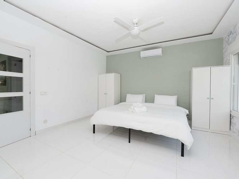 Villa for sale in Benalmadena, Malaga 17