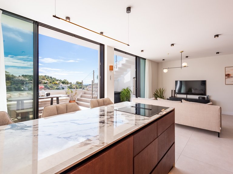 Penthouse for Sale in Benahavis, Malaga, La Quinta 8