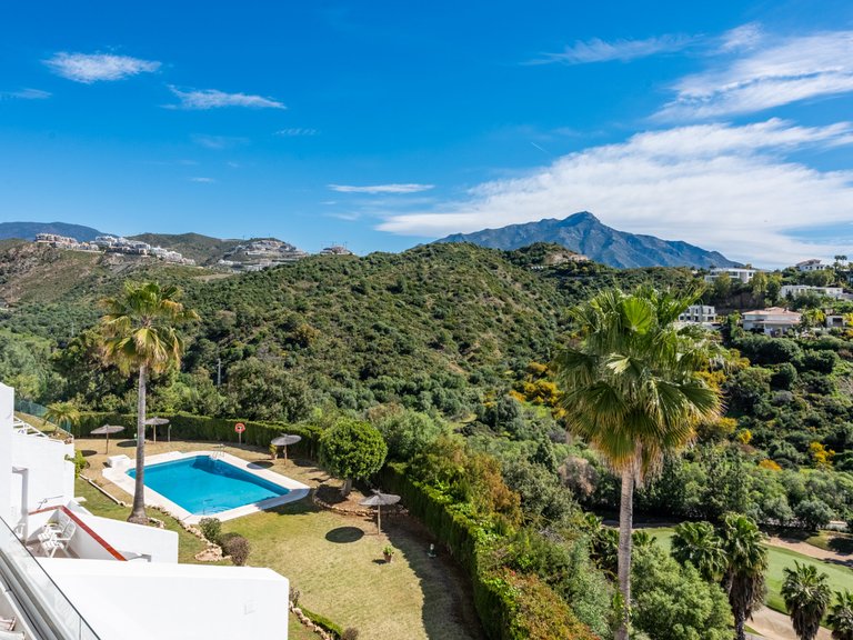 Penthouse for Sale in Benahavis, Malaga, La Quinta 27