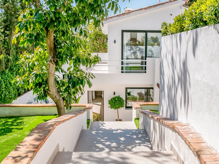 Villa for Sale in Marbella, Malaga 29