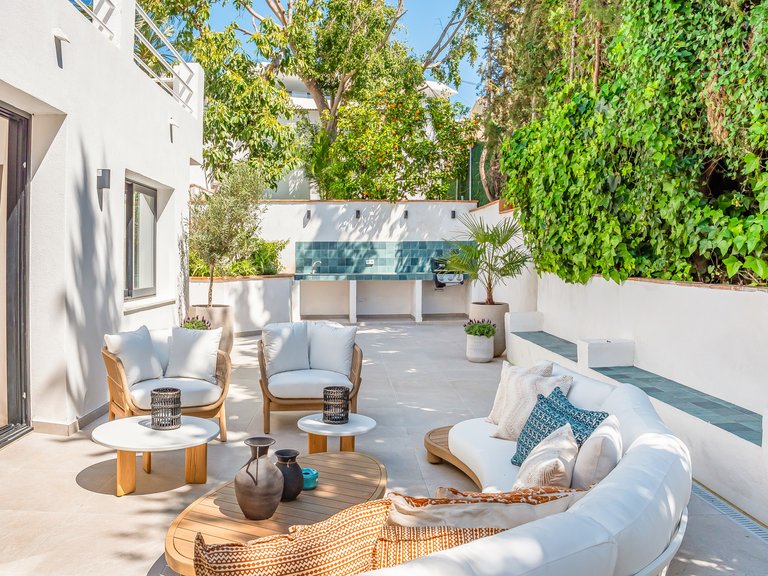 Villa for Sale in Marbella, Malaga 9