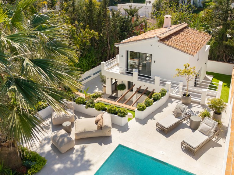 Villa for Sale in Marbella, Malaga 1