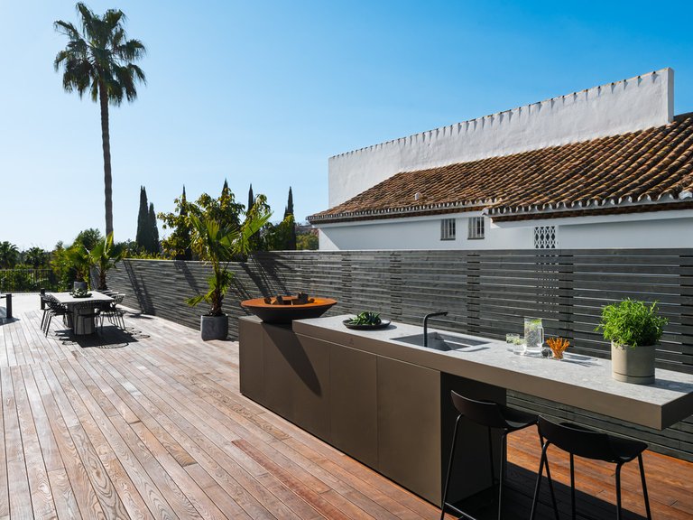 Villa for Sale in Marbella, Malaga, Nueva Andalucia 33