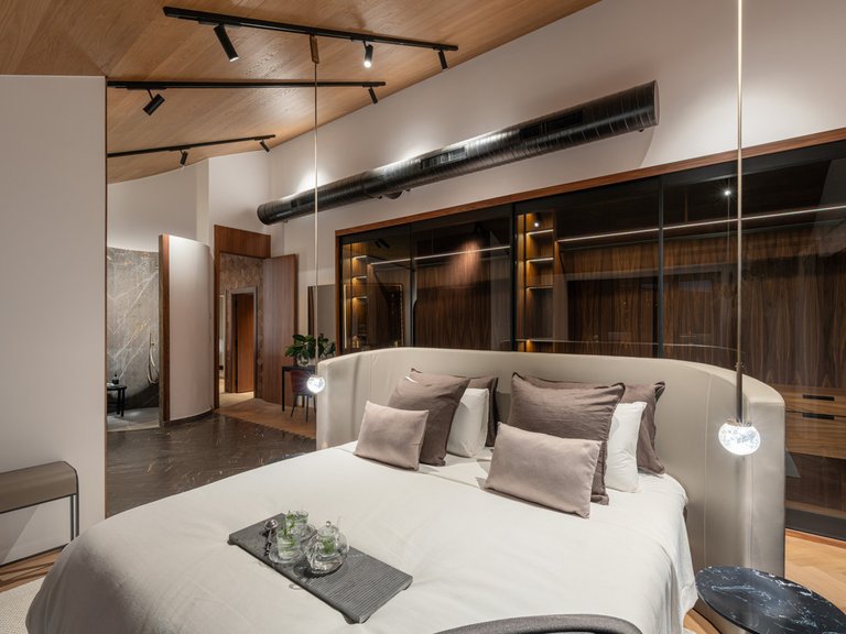 Villa for Sale in Marbella, Malaga, Nueva Andalucia 10