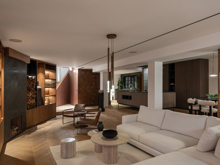 Villa for Sale in Marbella, Malaga, Nueva Andalucia 15