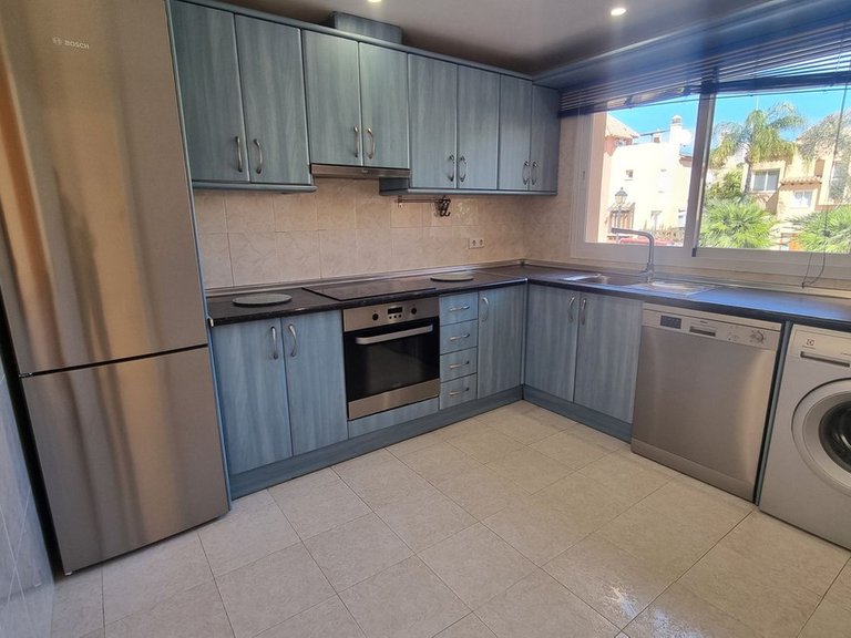 Town House for Sale in Marbella, Malaga 19