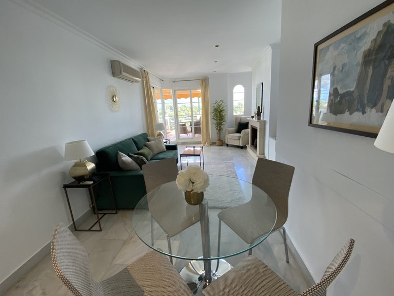 Apartment for Sale in Marbella, Malaga, Nueva Andalucia 17