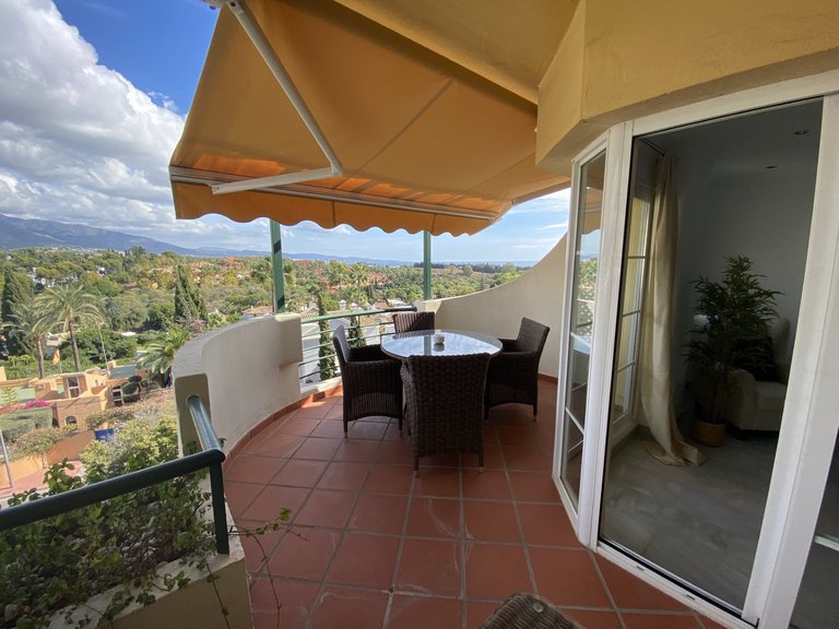 Apartment for Sale in Marbella, Malaga, Nueva Andalucia 1