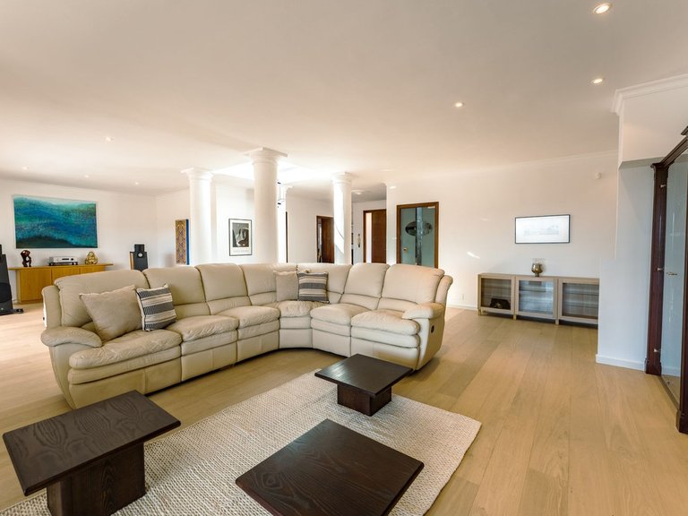 Villa for Sale in Benahavis, Malaga, 13
