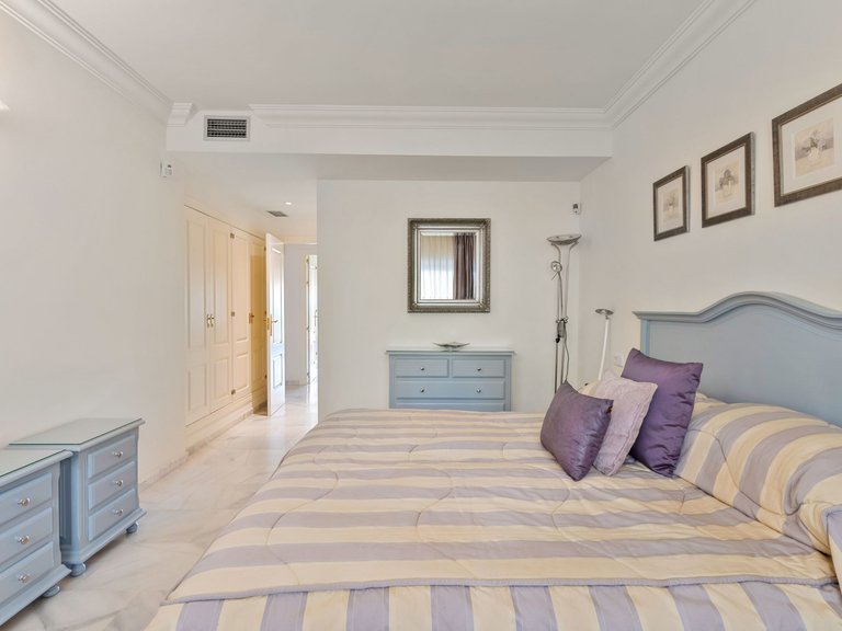 Apartment for Sale in Marbella, Malaga 17
