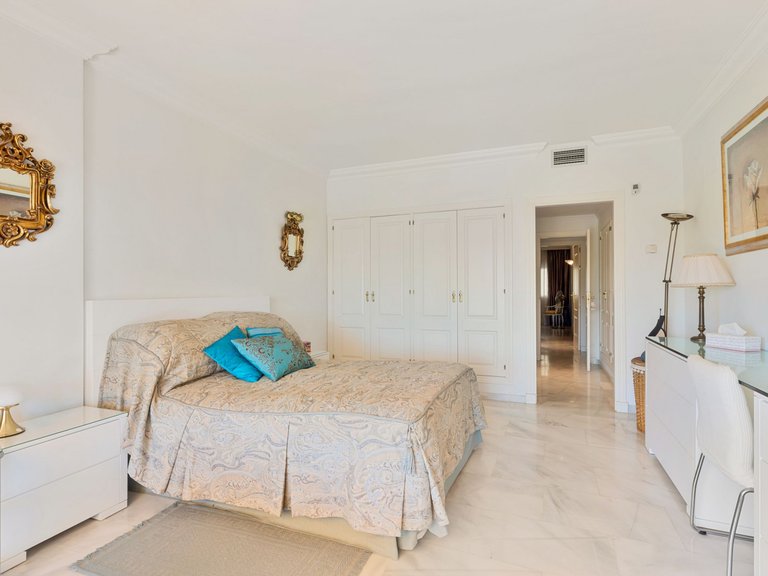 Apartment for Sale in Marbella, Malaga 8