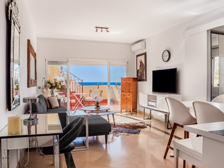 Penthouse for Sale in Benahavis, Malaga 4