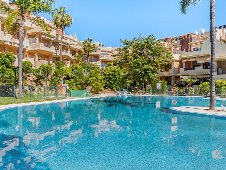 Penthouse for Sale in Benahavis, Malaga 29