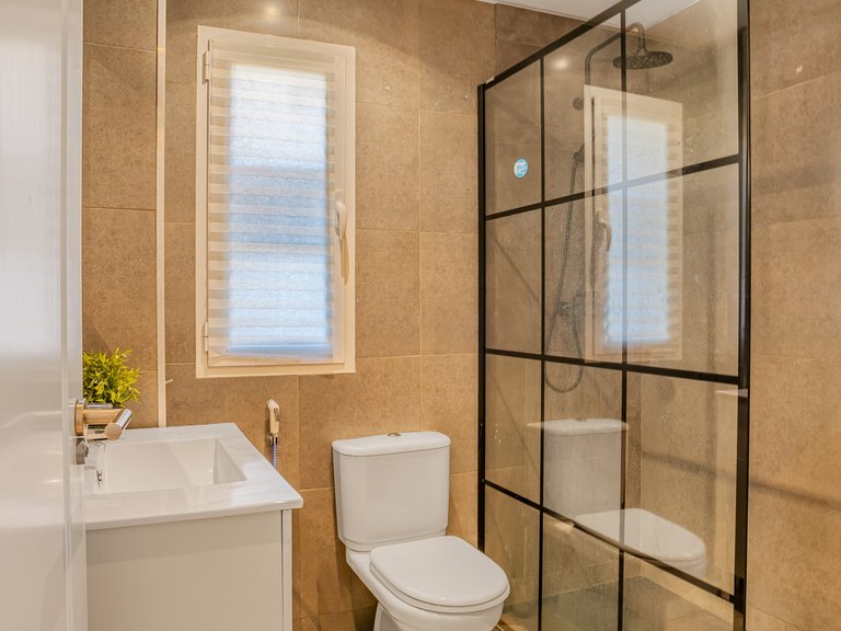 Penthouse for Sale in Benahavis, Malaga 18