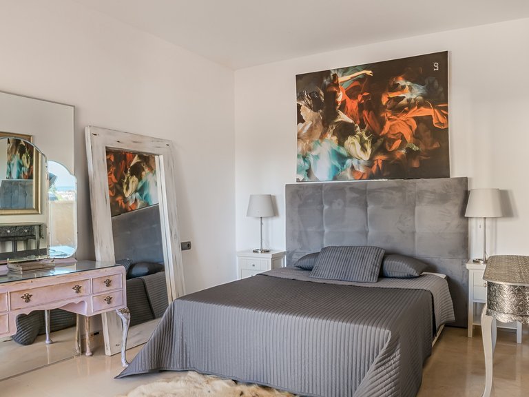 Penthouse for Sale in Benahavis, Malaga 31