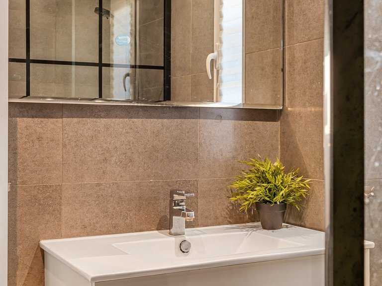 Penthouse for Sale in Benahavis, Malaga 25