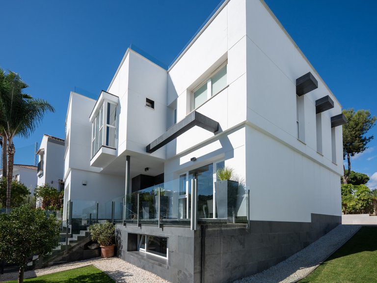 Villa for sale in Mijas Costa, Malaga 40
