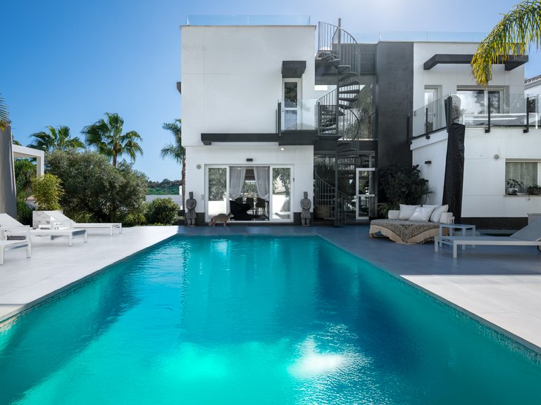 Villa for sale in Mijas Costa, Malaga 42
