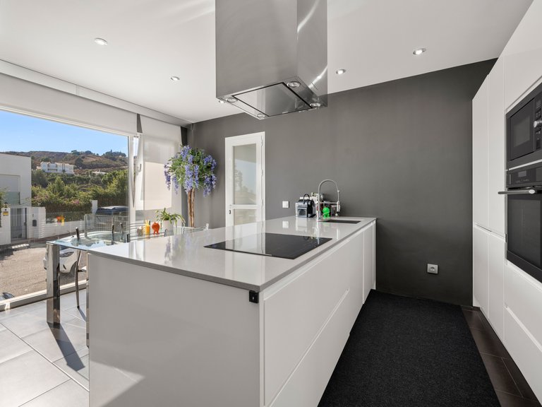 Villa for sale in Mijas Costa, Malaga 16