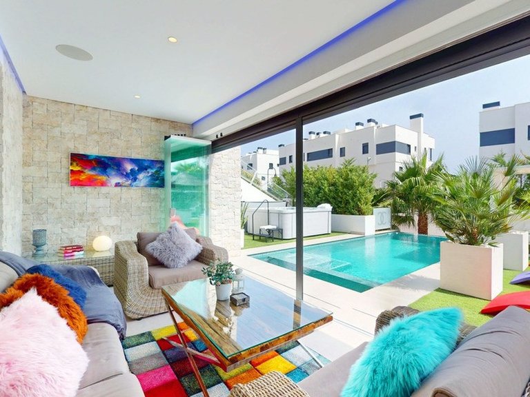 Villa for sale in Mijas Costa, Malaga 2