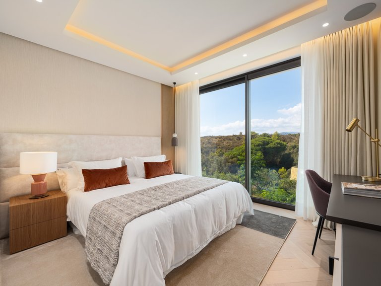 Villa for Sale in Marbella, Malaga, Marbella Golden Mile 17