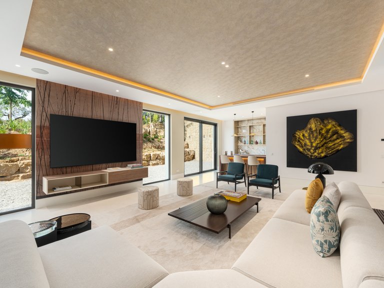 Villa for Sale in Marbella, Malaga, Marbella Golden Mile 9