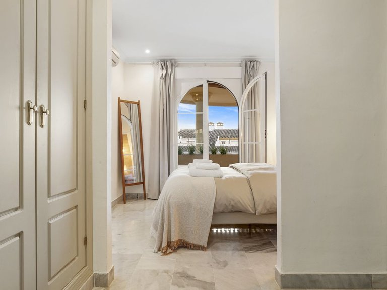 Apartment for Sale in Marbella, Malaga 14