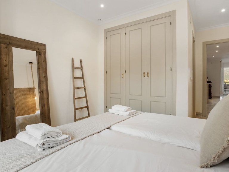 Apartment for Sale in Marbella, Malaga 15