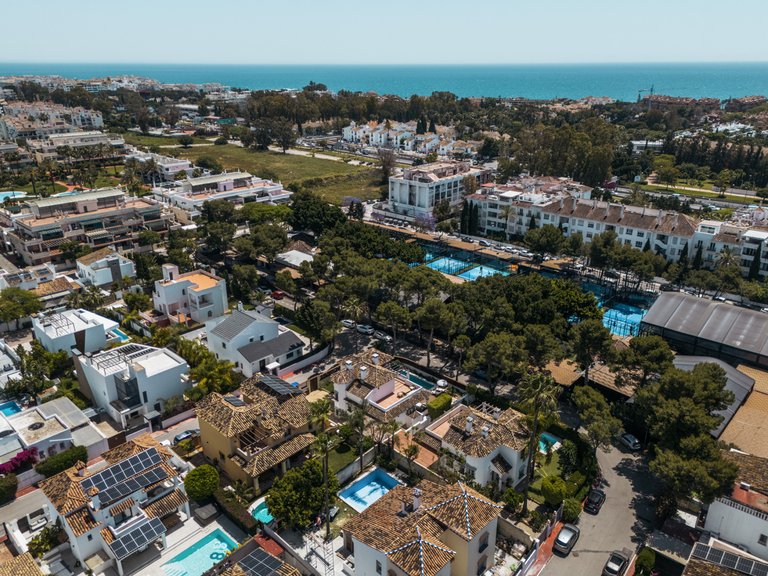 Villa for Sale in Marbella, Malaga 26