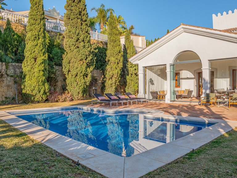 Villa for Sale in Benahavis, Malaga 41