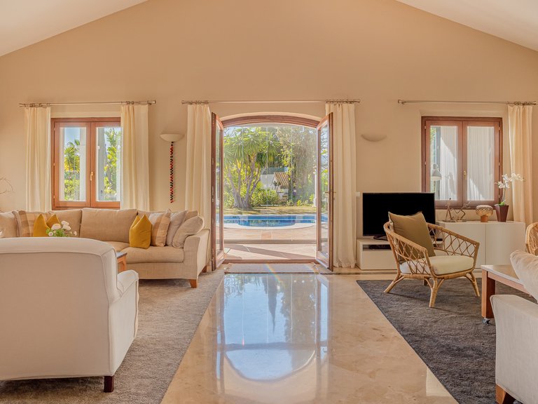 Villa for Sale in Benahavis, Malaga 26