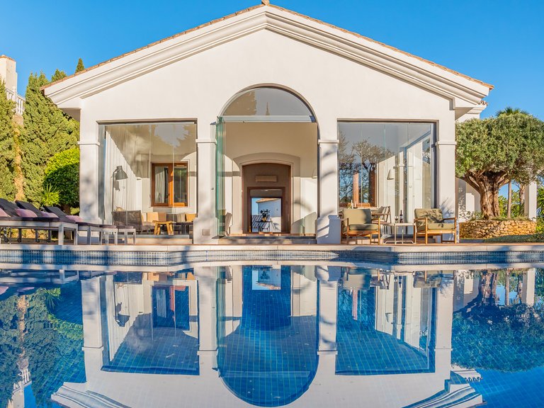 Villa for Sale in Benahavis, Malaga 2