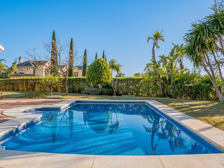 Villa for Sale in Benahavis, Malaga 42