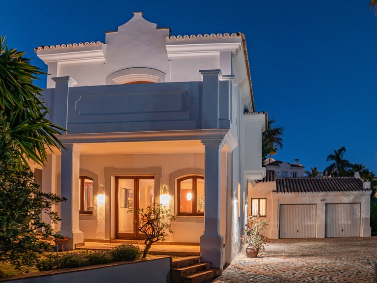 Villa for Sale in Benahavis, Malaga 8