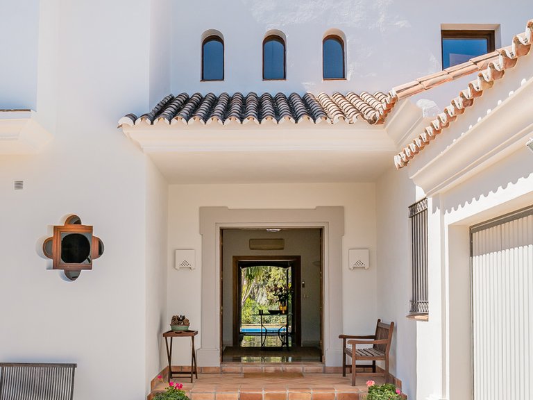 Villa for Sale in Benahavis, Malaga 11