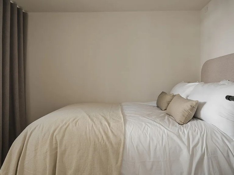 Apartment for Sale in Marbella, Malaga, Nueva Andalucia 12