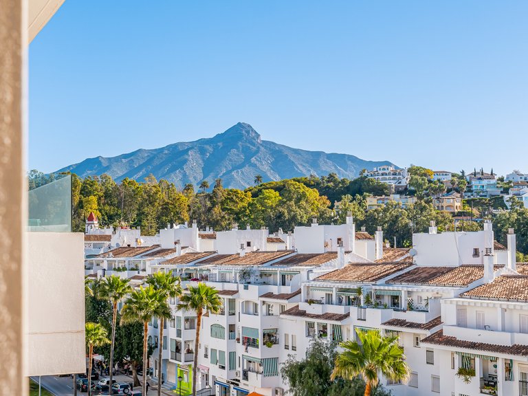 Apartment for Sale in Marbella, Malaga 5