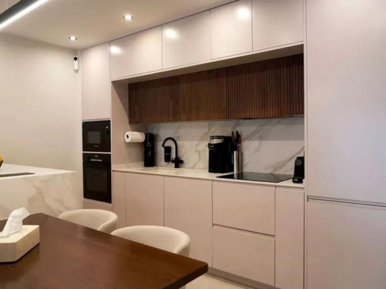 Apartment for Sale in Marbella, Malaga, Nueva Andalucia 16