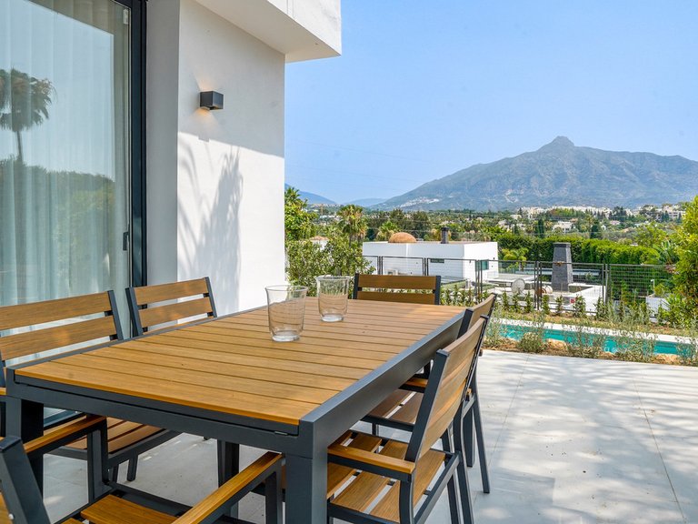 Villa for Sale in Marbella, Malaga 3