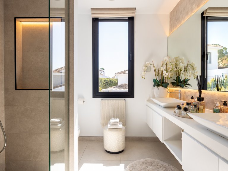 Villa for Sale in Marbella, Malaga 19