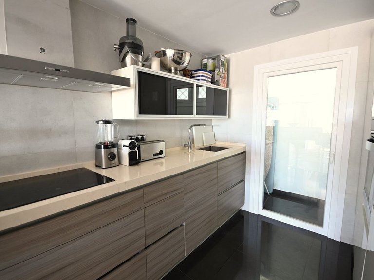 Apartment for Sale in San Pedro De Alcantara, Malaga 11