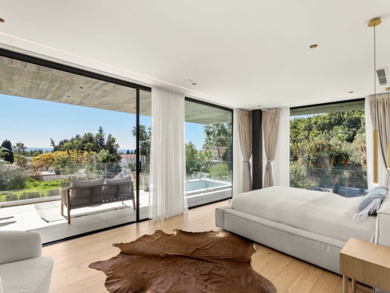Villa for Sale in Marbella, Malaga 14
