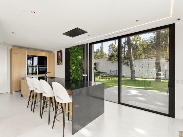 Villa for Sale in Marbella, Malaga 2