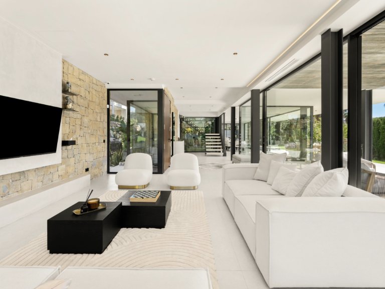 Villa for Sale in Marbella, Malaga 18