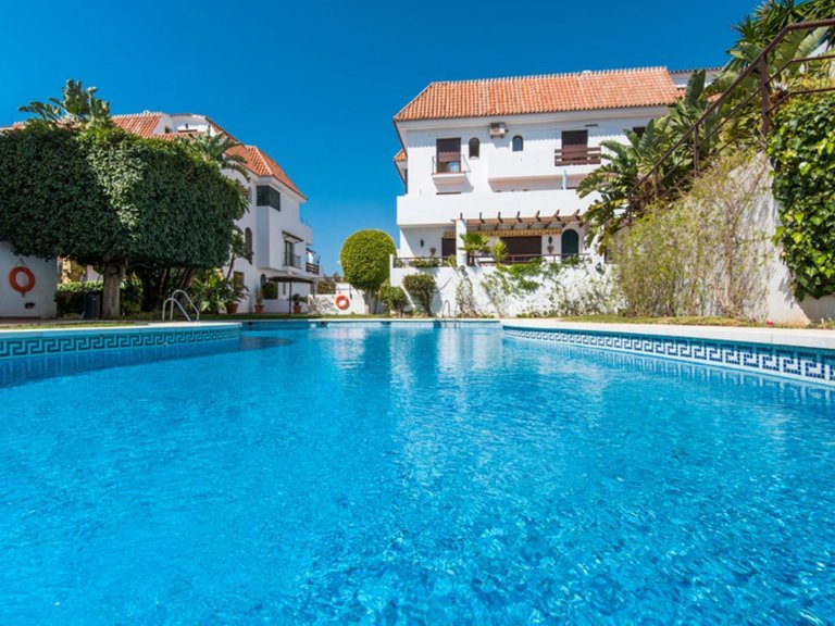 Apartment for Sale in Marbella, Malaga 23