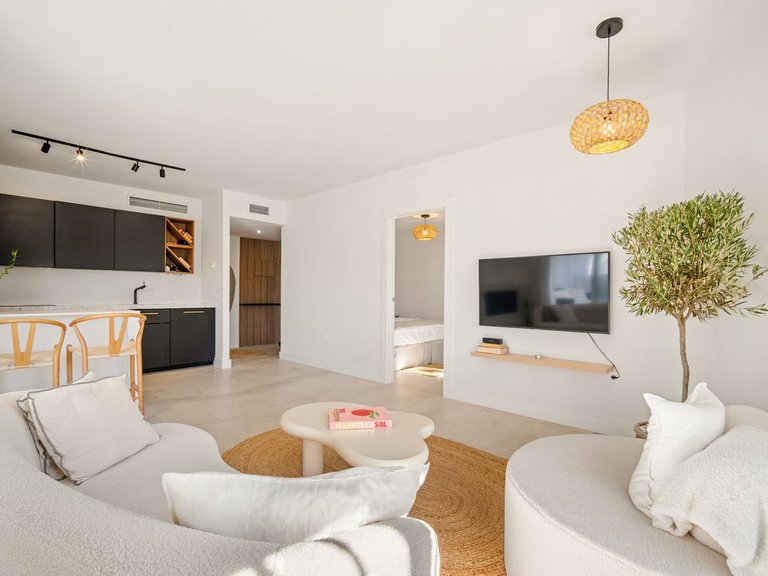 Apartment for Sale in Marbella, Malaga, Nueva Andalucia 3