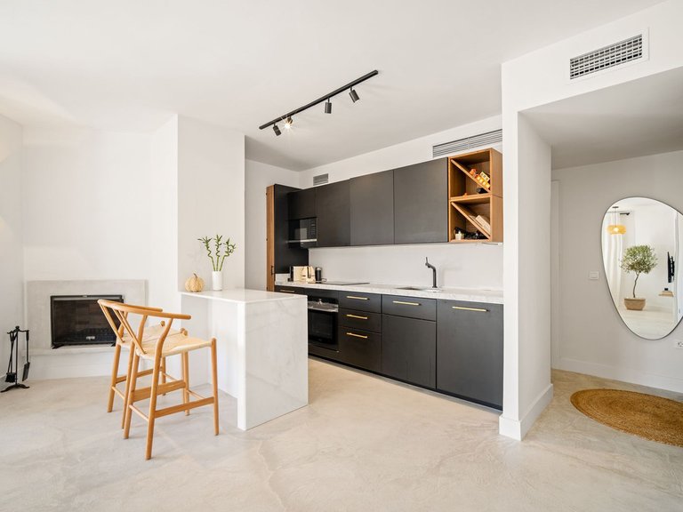 Apartment for Sale in Marbella, Malaga, Nueva Andalucia 6