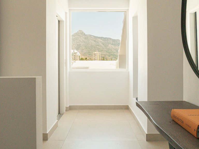 Penthouse for Sale in Marbella, Malaga, Nueva Andalucia 52