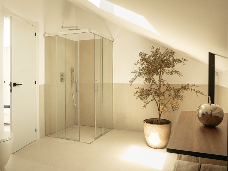 Penthouse for Sale in Marbella, Malaga, Nueva Andalucia 42